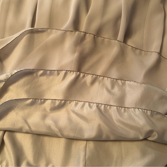 Revelry Brooklyn Chiffon Dress Light Grey Silver 8 - Picture 13 of 15